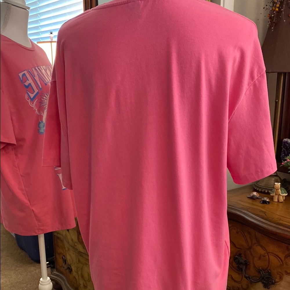 SHEIN Pink Graphic Oversized Tee - Size S - Picture 5 of 9